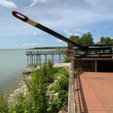 Trasimeno Tranquil Retreat *